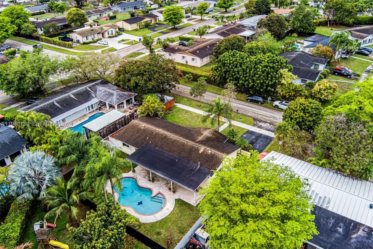 10555 SW 124th Rd, Miami, FL 33186 Photo