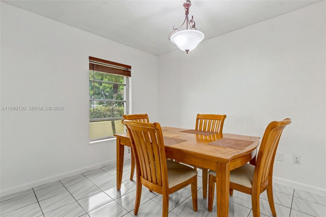 10555 SW 124th Rd, Miami, FL 33186 Photo