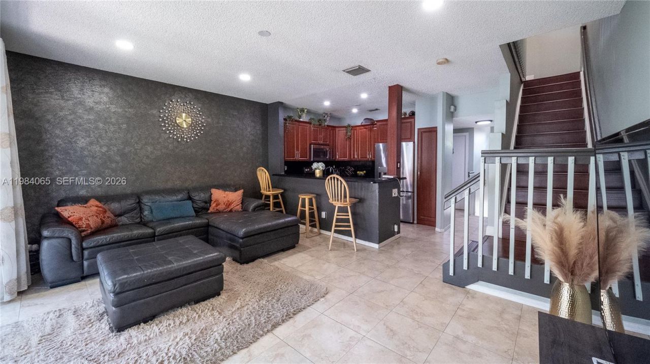 1354 NW 126th Way , Sunrise, FL 33323 Photo