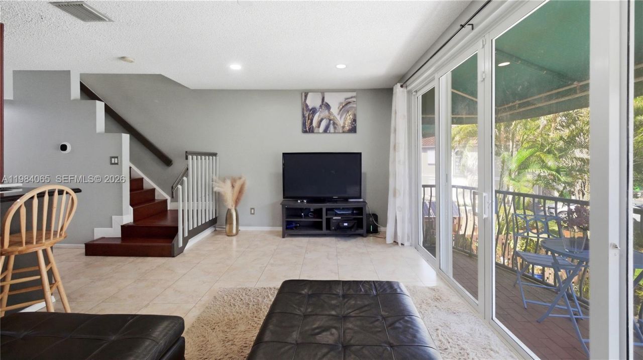 1354 NW 126th Way , Sunrise, FL 33323 Photo