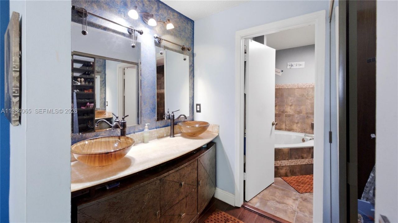 1354 NW 126th Way , Sunrise, FL 33323 Photo