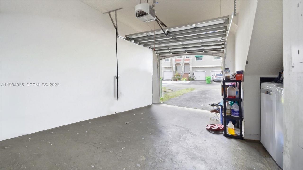 1354 NW 126th Way , Sunrise, FL 33323 Photo