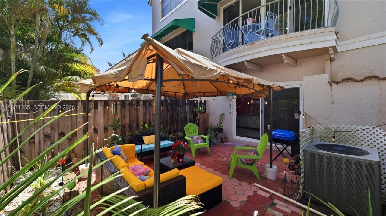 1354 NW 126th Way , Sunrise, FL 33323 Photo