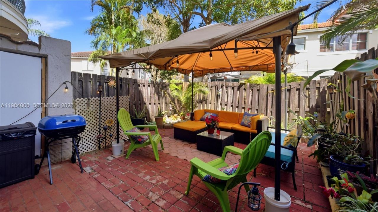 1354 NW 126th Way , Sunrise, FL 33323 Photo