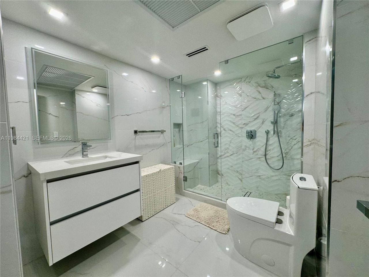 9801 Collins Ave , Unit 20E, Bal Harbour, FL 33154 Photo