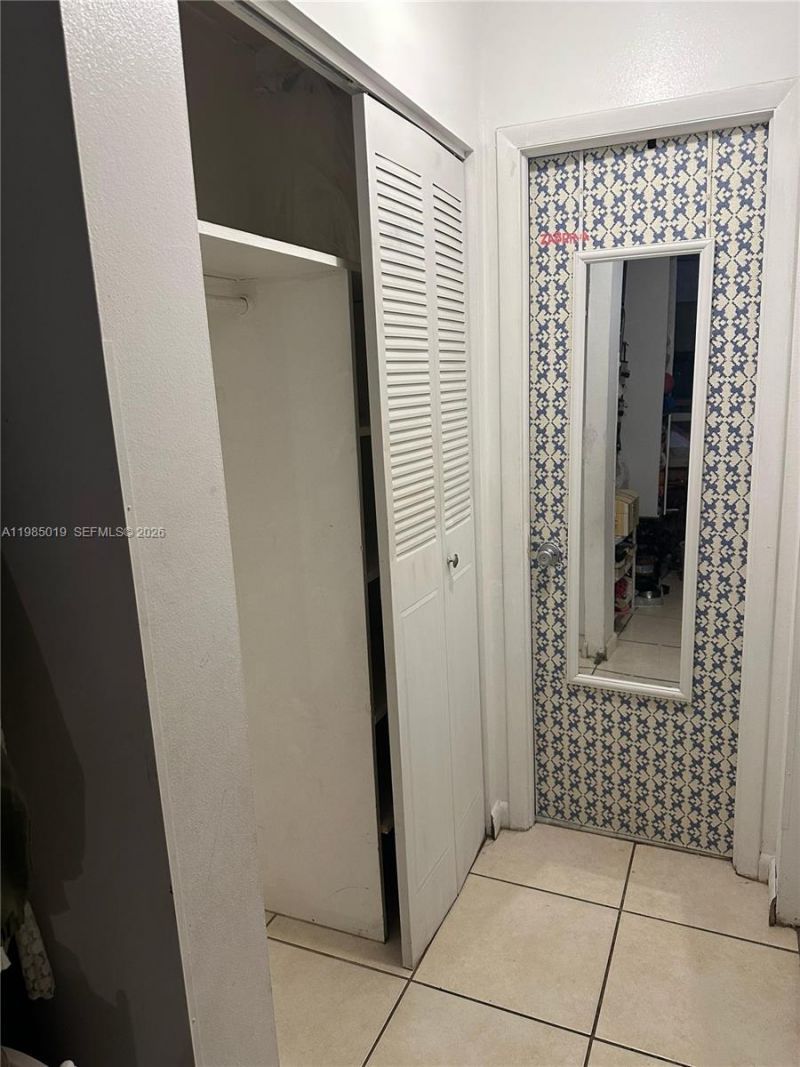 16410 Miami Dr , Unit 406, North Miami Beach, FL 33162 Photo