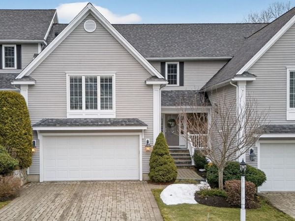 3 Caileigh Ct, Unit 3, Andover, MA 01810