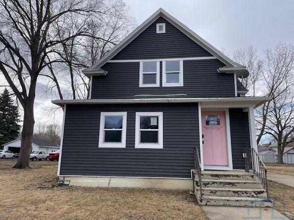 530 DAKOTA ST, Akron, IA 51040