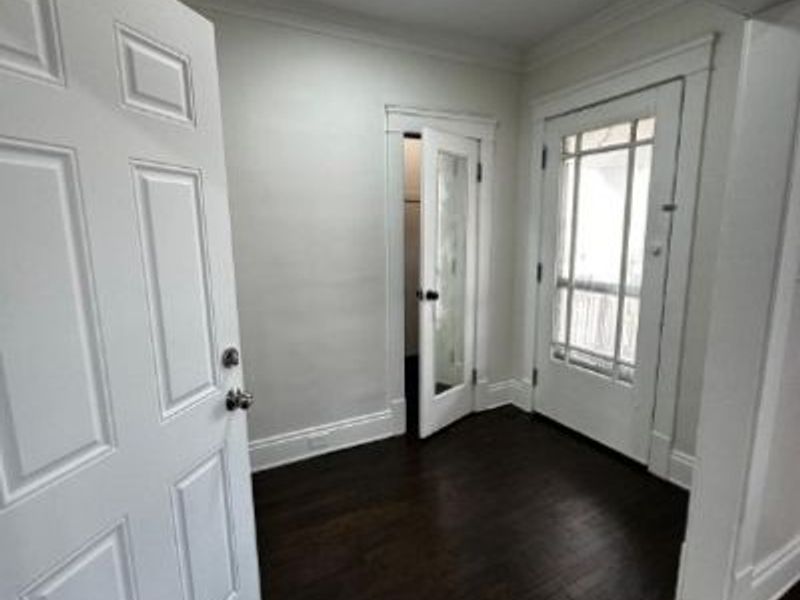 10601 Almira Avenue, Unit 2, Cleveland, OH 44111 Photo 11