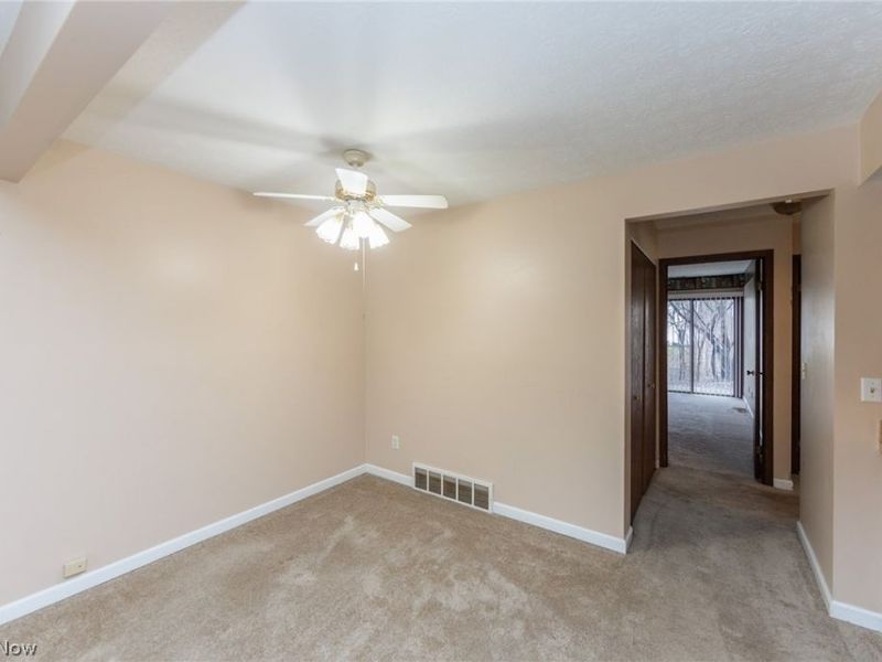 3265 Mayfield Road, Unit 29, Cleveland Heights, OH 44118 Photo 9