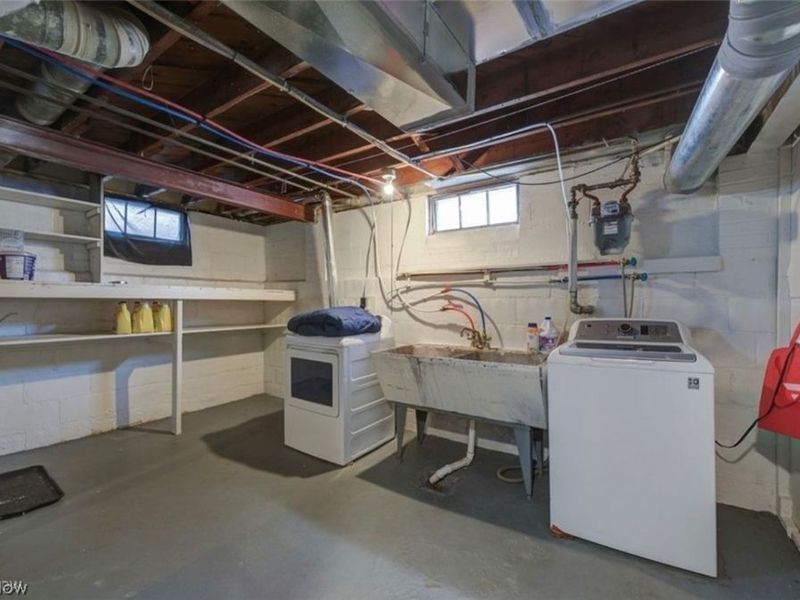 5246 Philip Avenue, Maple Heights, OH 44137 Photo 12