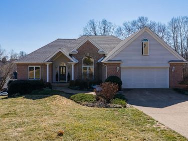 3741 DAVIS RD, PENN LAIRD, VA 22846