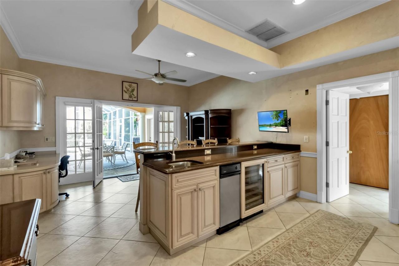 4079 Las Palmas Way, Sarasota, FL 34238 Photo