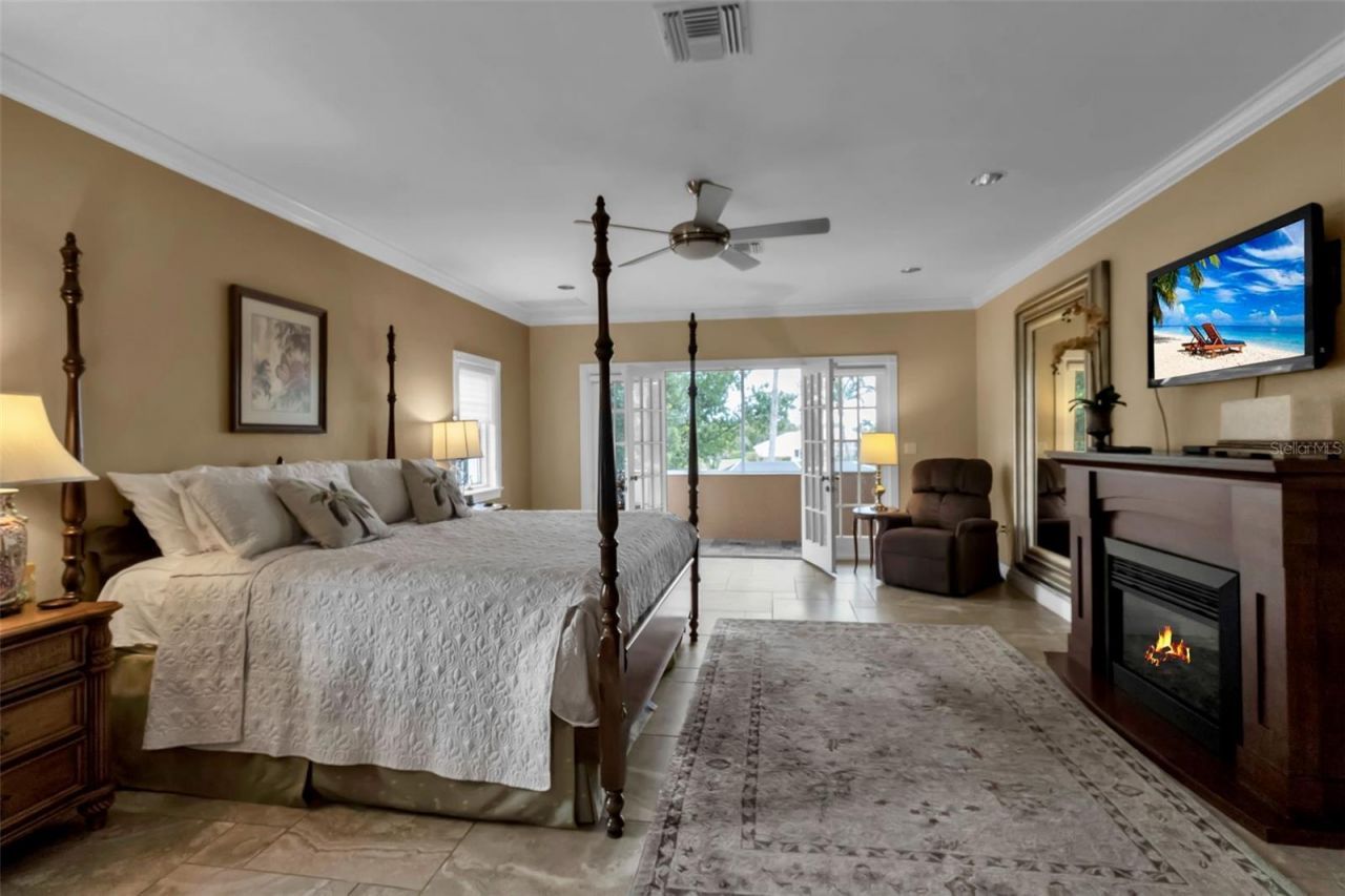 4079 Las Palmas Way, Sarasota, FL 34238 Photo