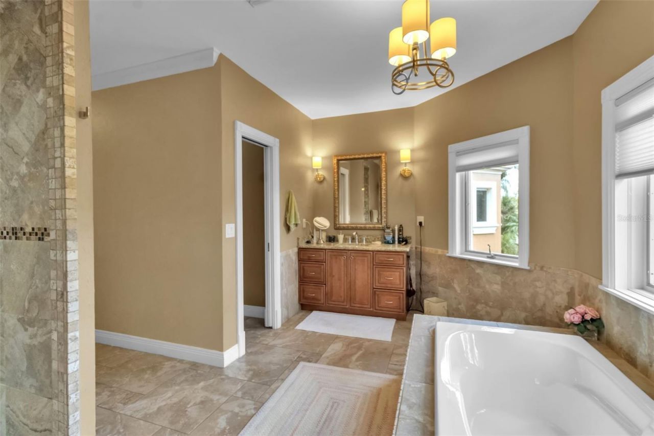 4079 Las Palmas Way, Sarasota, FL 34238 Photo
