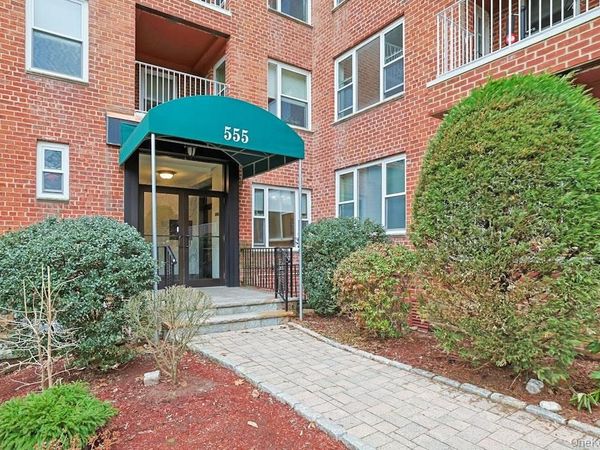 555 Broadway, Unit 6E, Hastings-on-Hudson, NY 10706