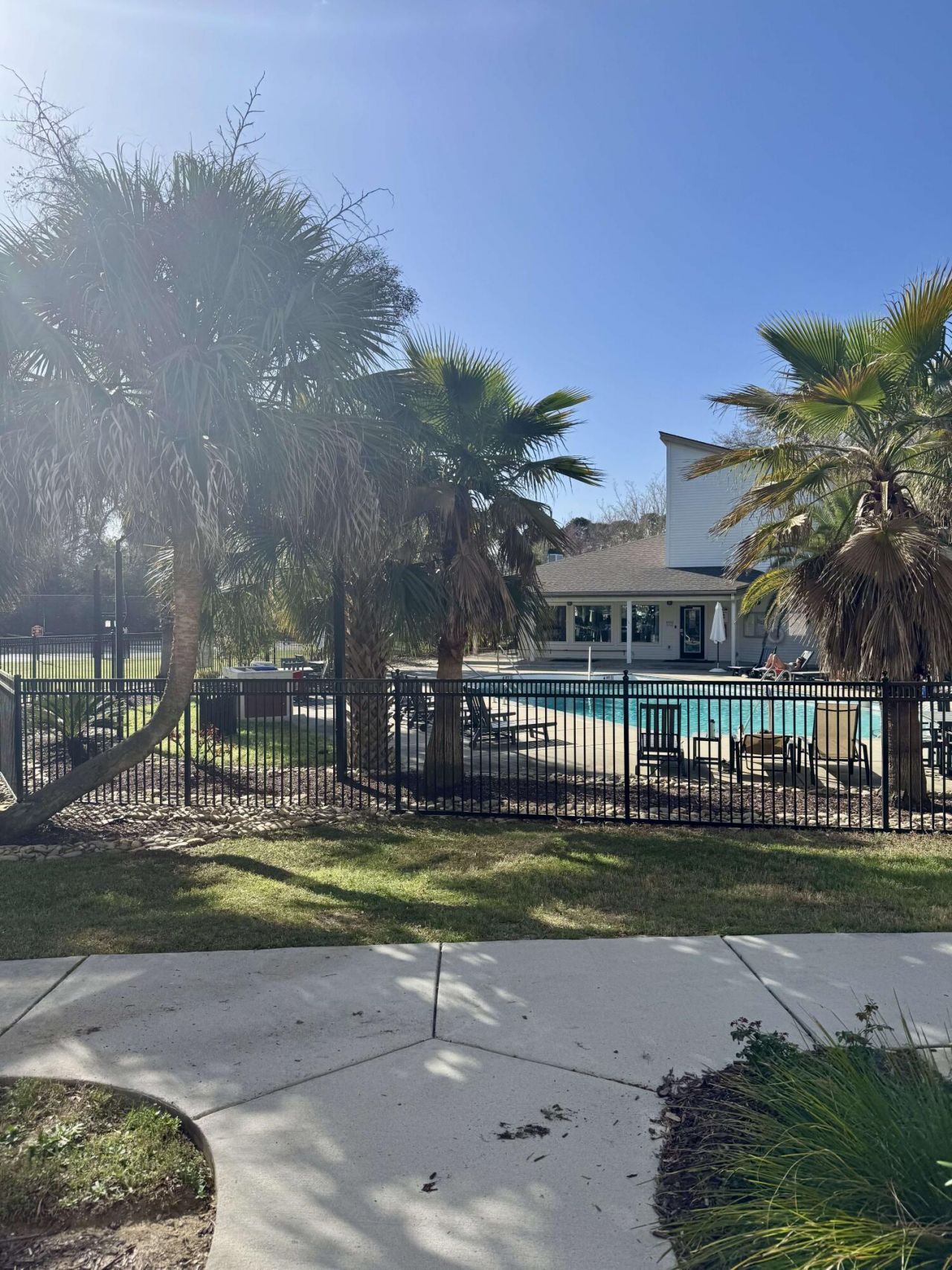 271 Alexandra Drive Photo 12