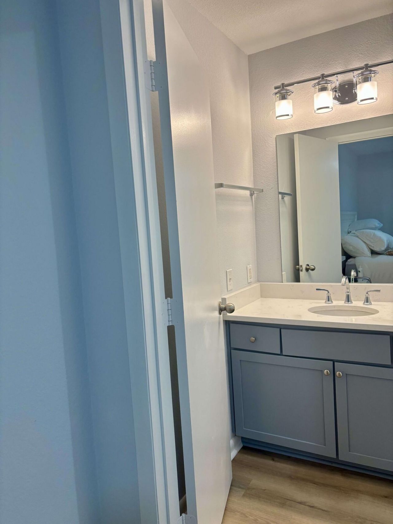 271 Alexandra Drive Photo 47