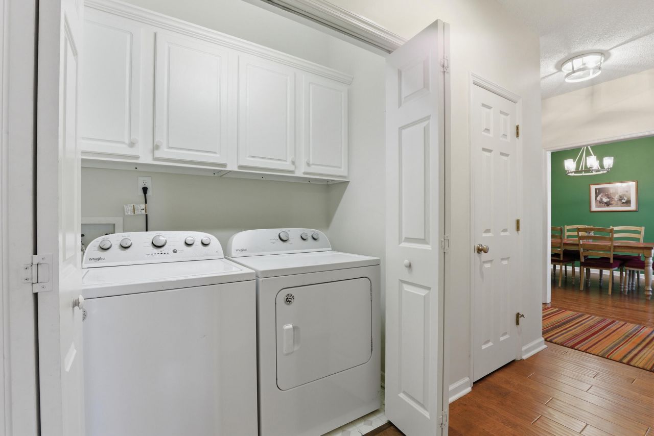 29 Royal Pines Boulevard Photo 13