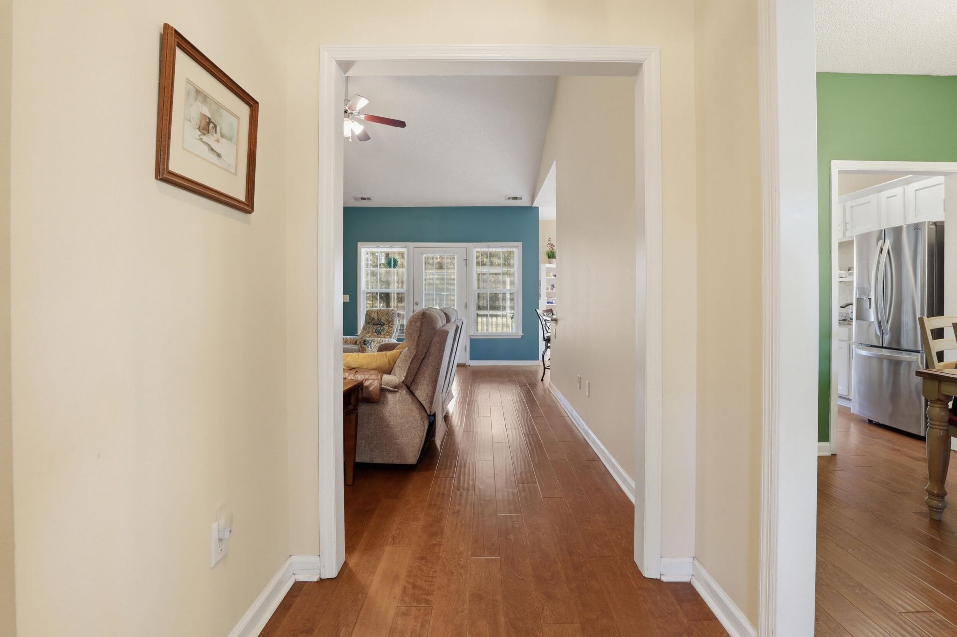 29 Royal Pines Boulevard Photo 4