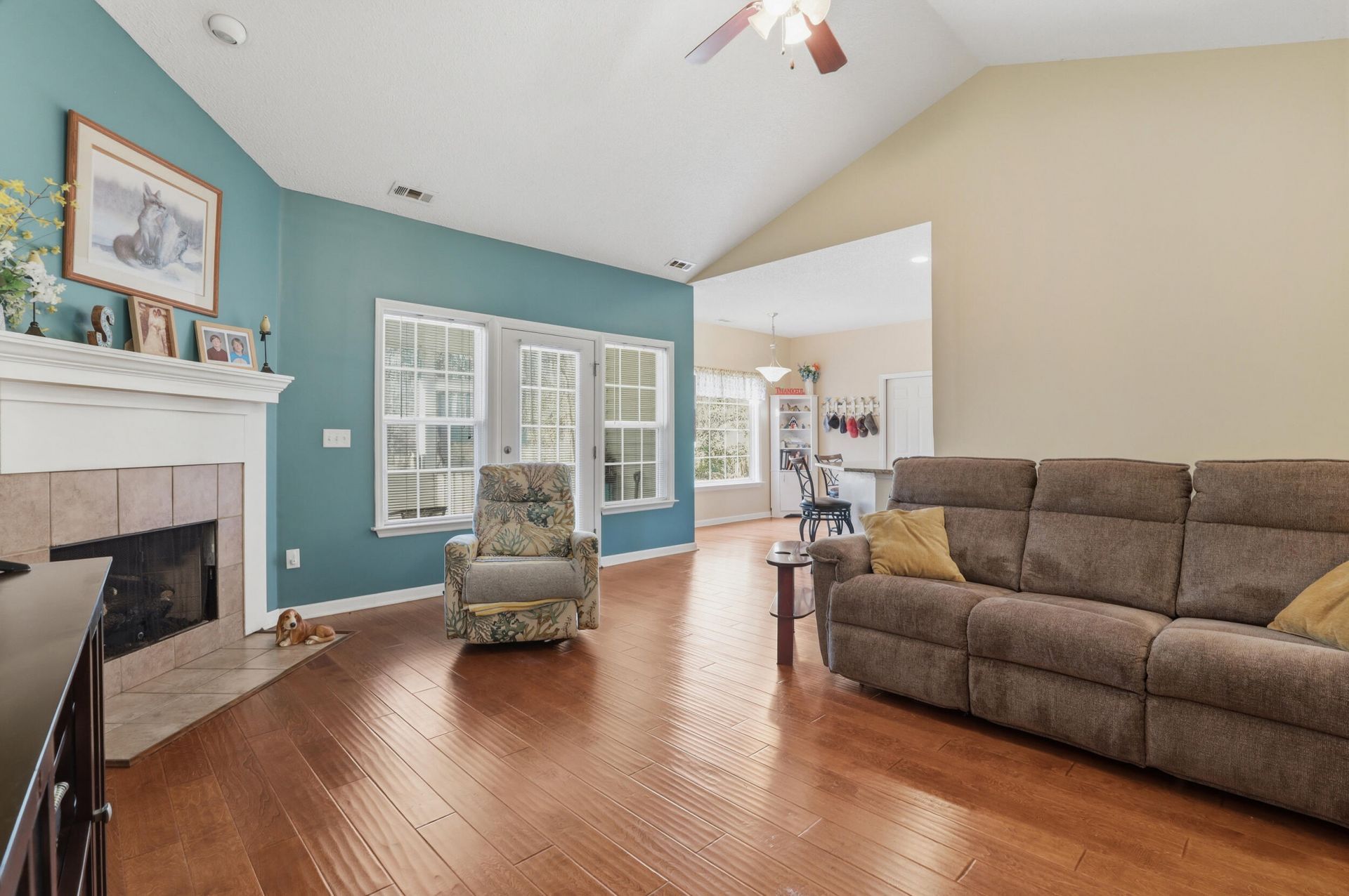 29 Royal Pines Boulevard Photo 6