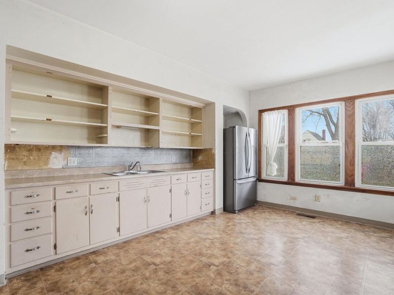 407 S Main Street , Baltimore, OH 43105 Photo 13