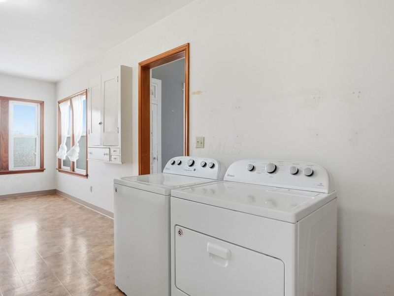 407 S Main Street , Baltimore, OH 43105 Photo 19