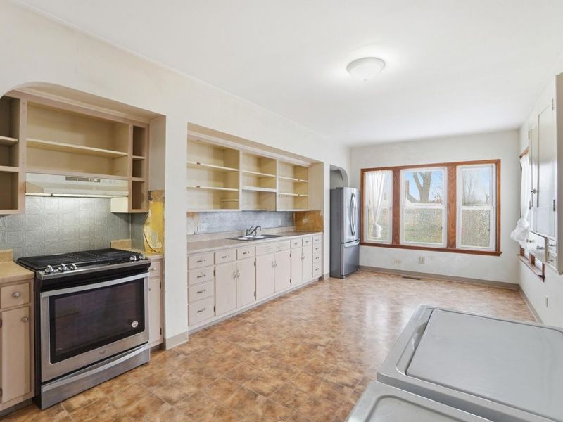 407 S Main Street , Baltimore, OH 43105 Photo 20