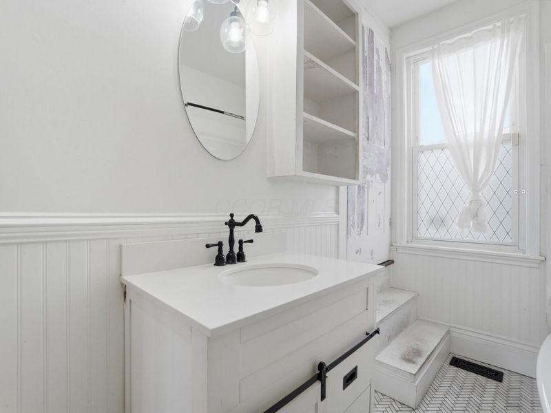 407 S Main Street , Baltimore, OH 43105 Photo 27