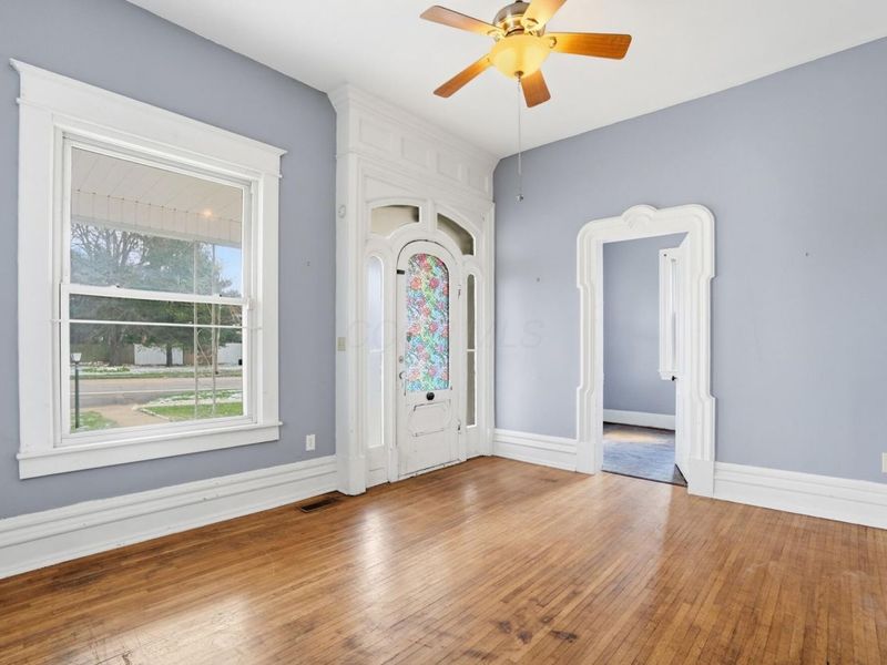 407 S Main Street , Baltimore, OH 43105 Photo 6