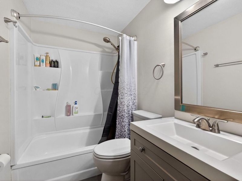 3369 Petzinger Road, Columbus, OH 43232 Photo 30