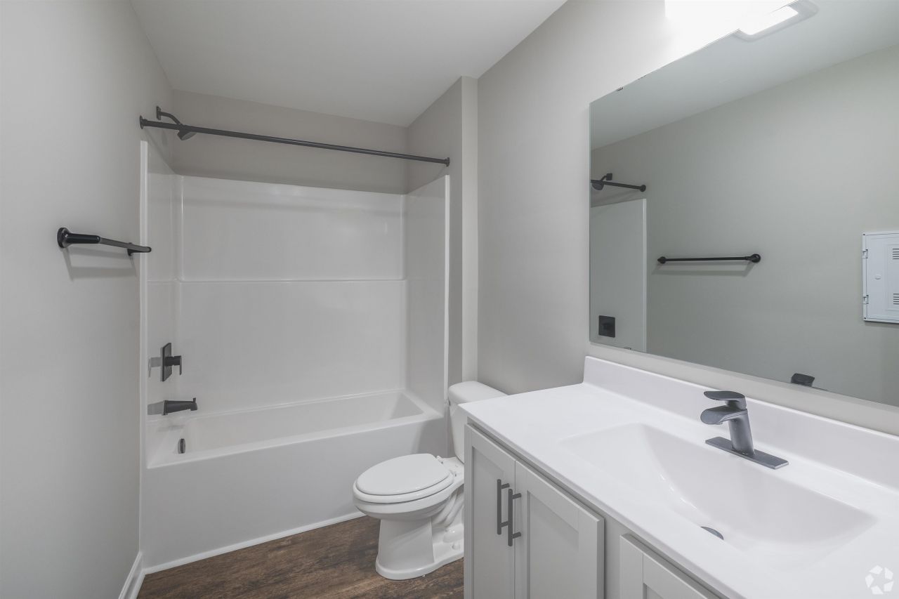 612 High River Dr.  Photo 6