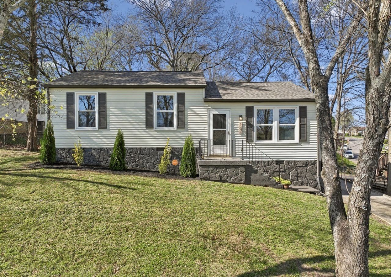 164 Brenda Ct, Antioch, TN 37013 Main Photo