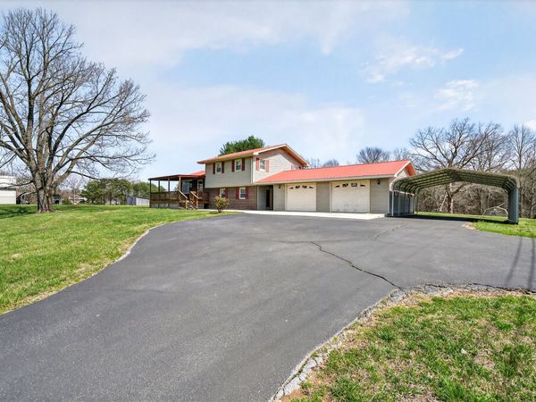 886 Drake and Shockley St, Spencer, TN 38585