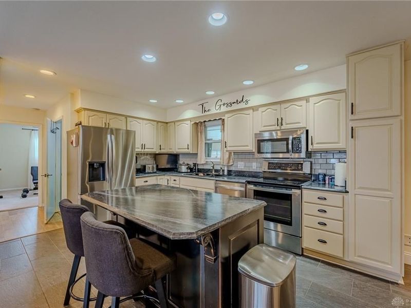 305 S Vandemark Road, Sidney, OH 45365 Photo 17