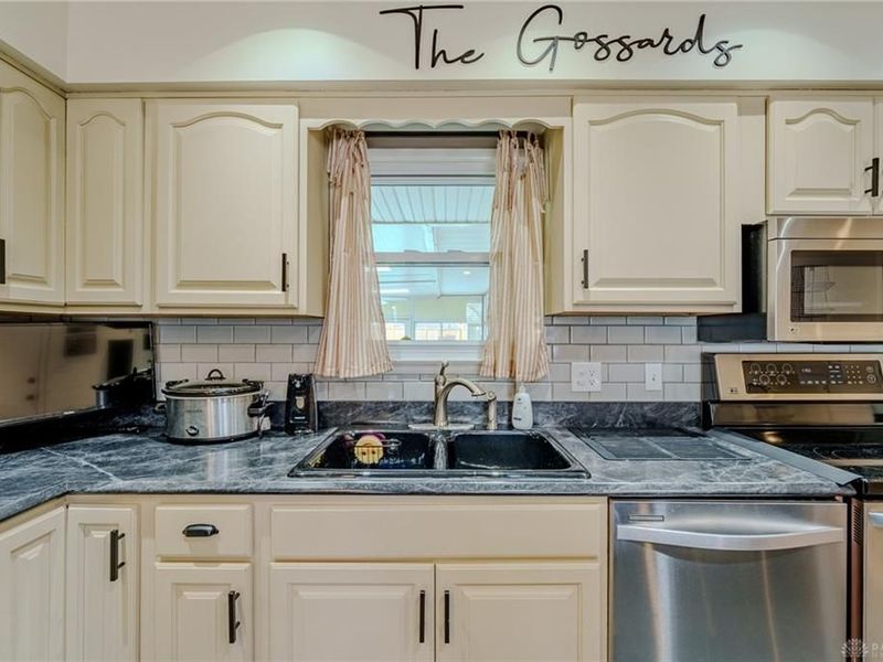 305 S Vandemark Road, Sidney, OH 45365 Photo 21