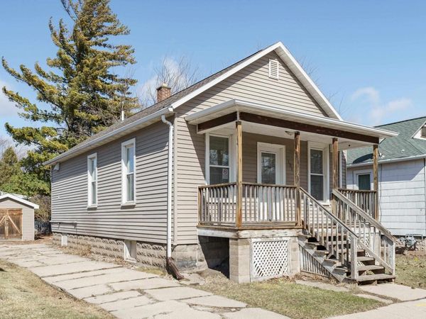 131 W COTTON Street, Fond Du Lac, WI 54935