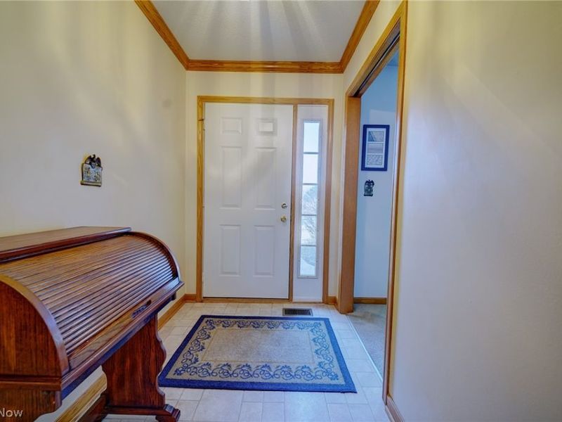 5685 Jason Oval, Medina, OH 44256 Photo 4