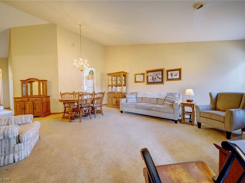 5685 Jason Oval, Medina, OH 44256 Photo 6