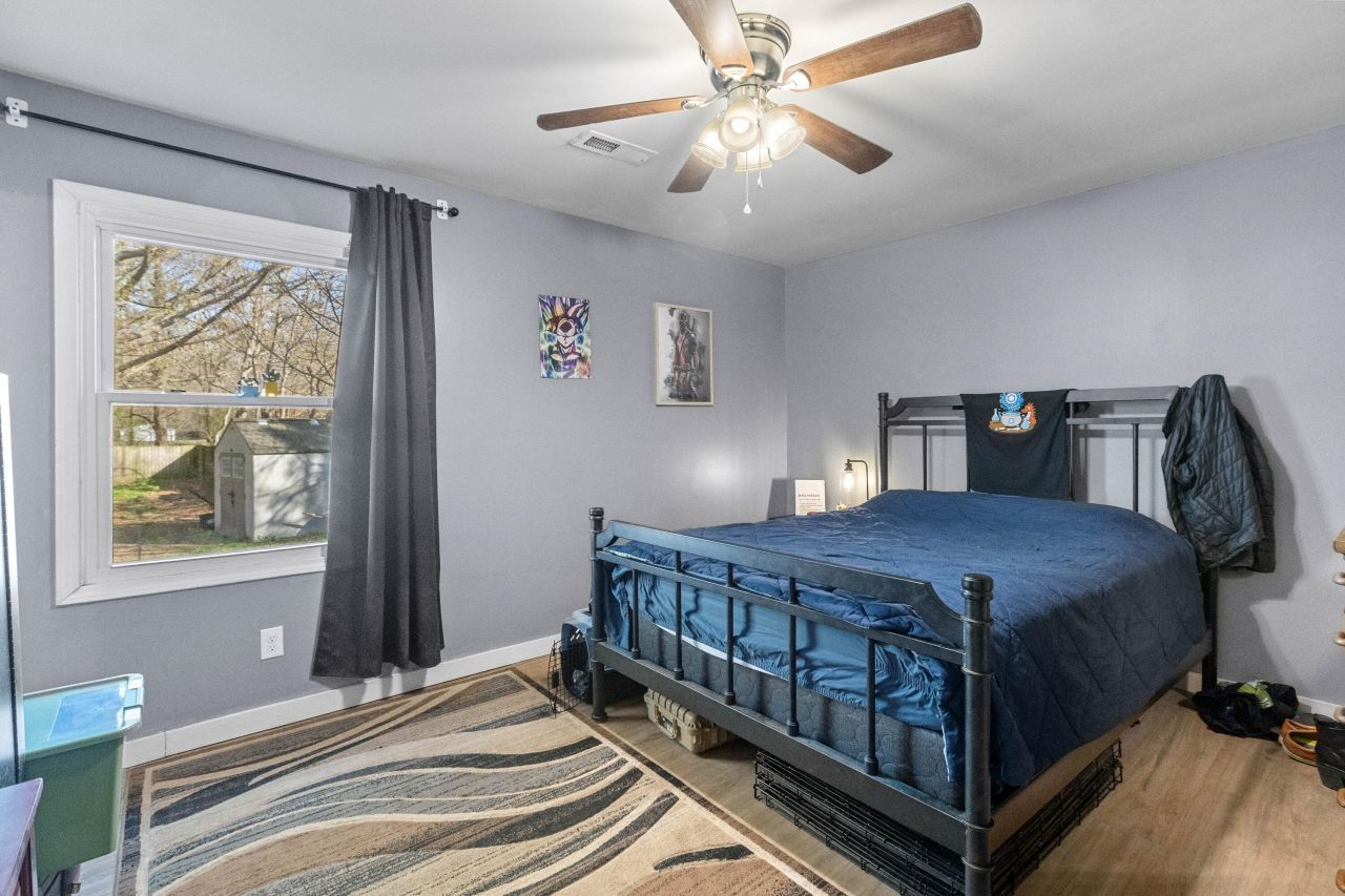 125 Red Cedar Drive Photo 17