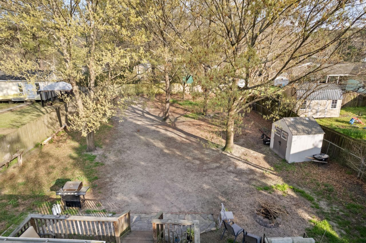 125 Red Cedar Drive Photo 28