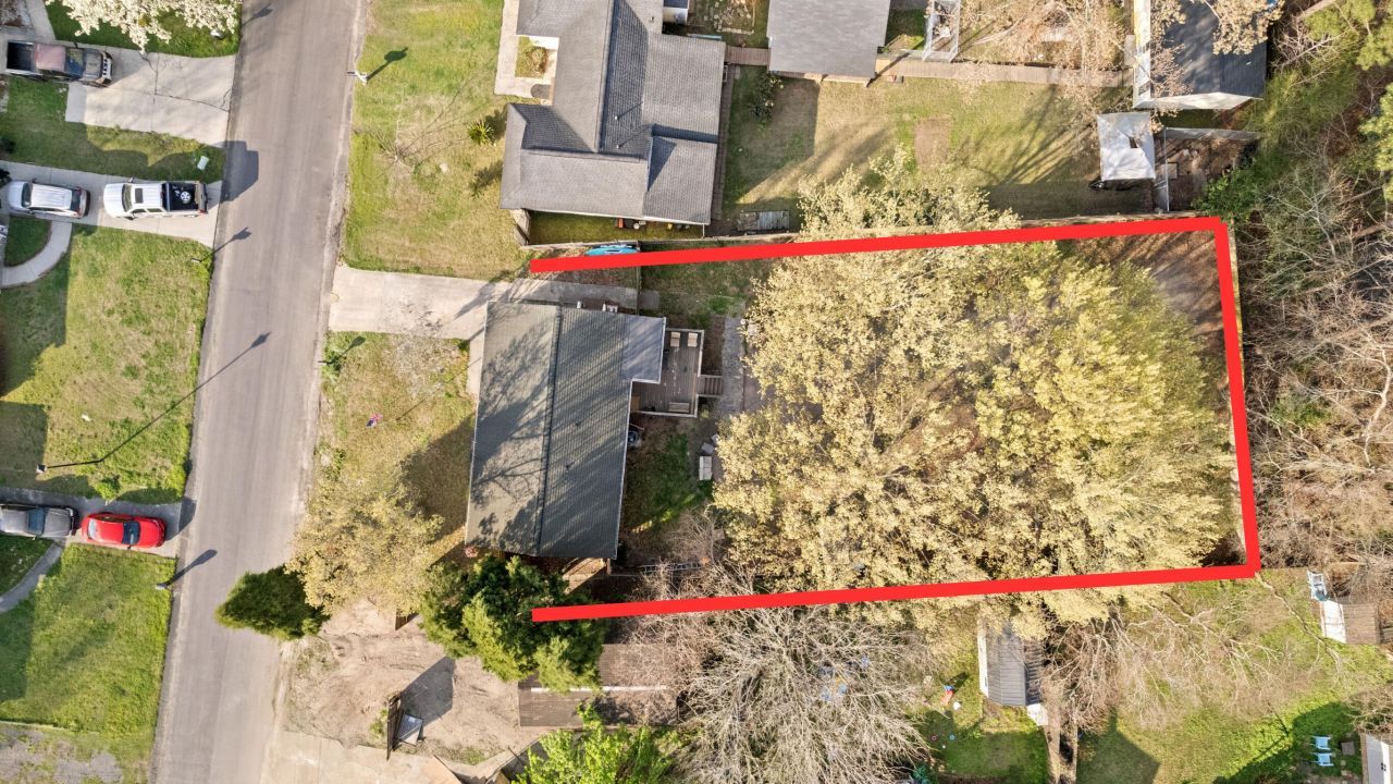 125 Red Cedar Drive Photo 6