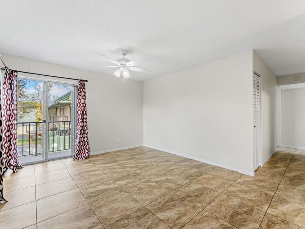 1840 Fairview Villas Drive, Unit 3, Palm Springs, FL 33406