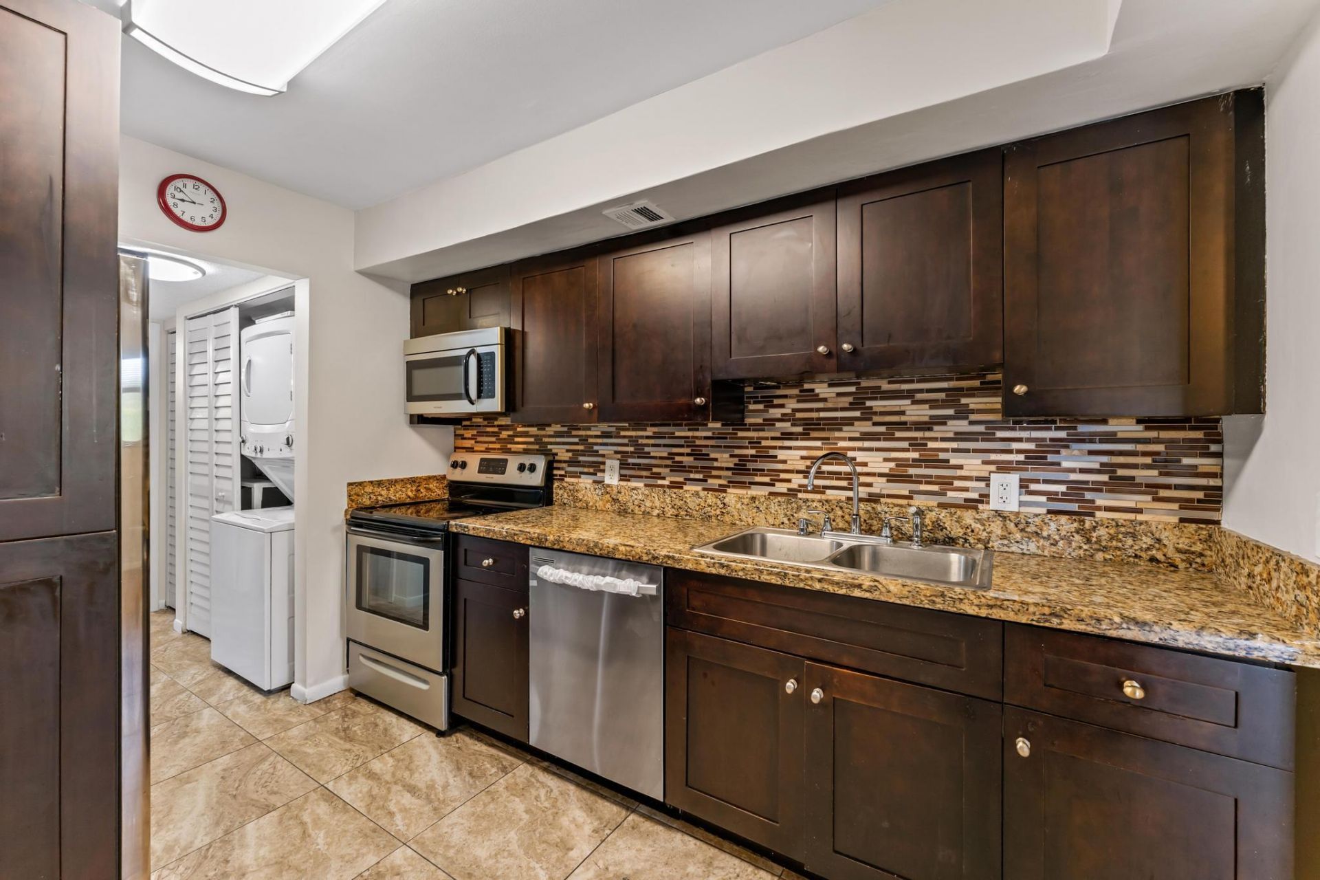 1840 Fairview Villas Drive, Unit 3, Palm Springs, FL 33406 Photo