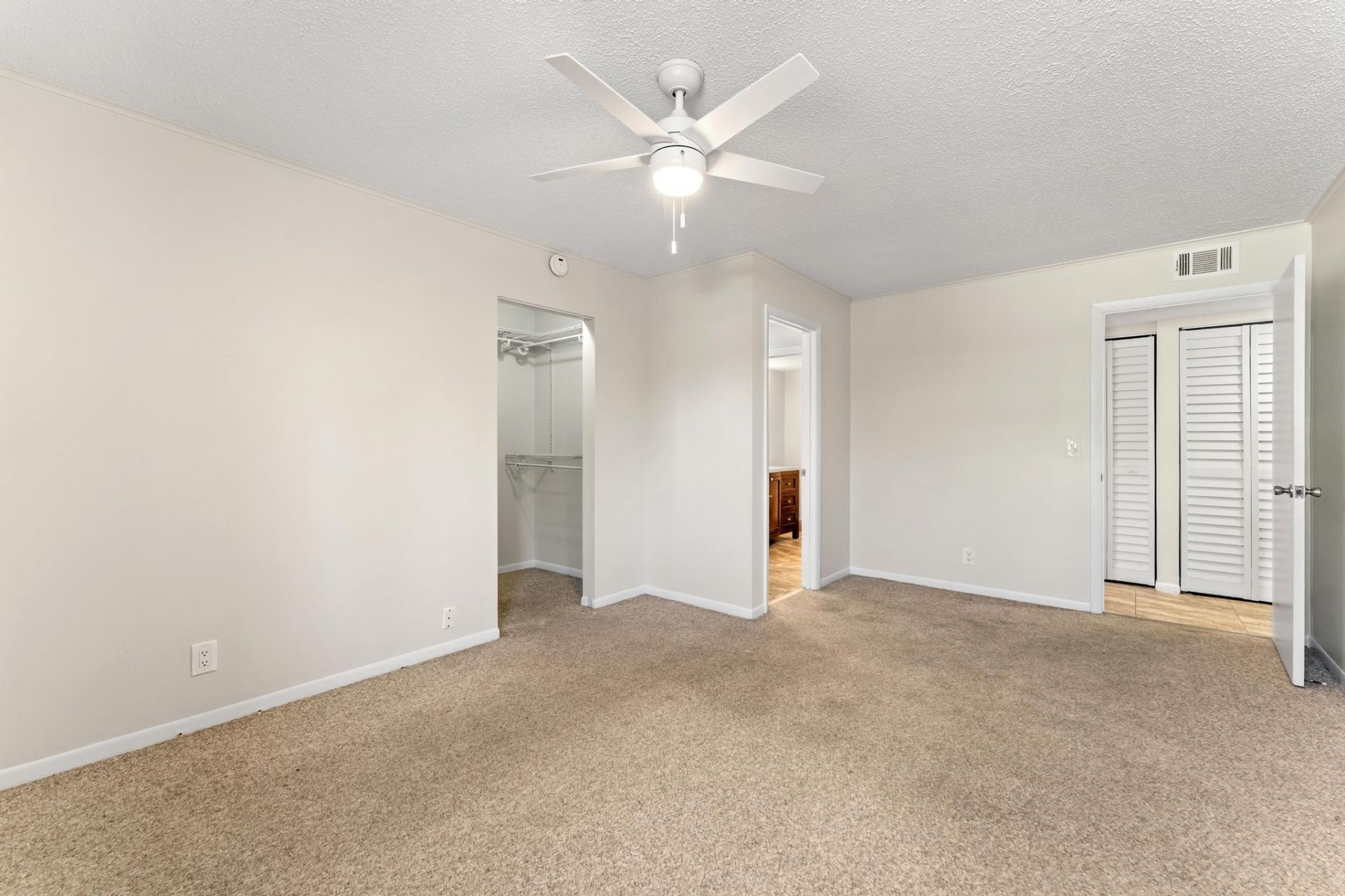 1840 Fairview Villas Drive, Unit 3, Palm Springs, FL 33406 Photo