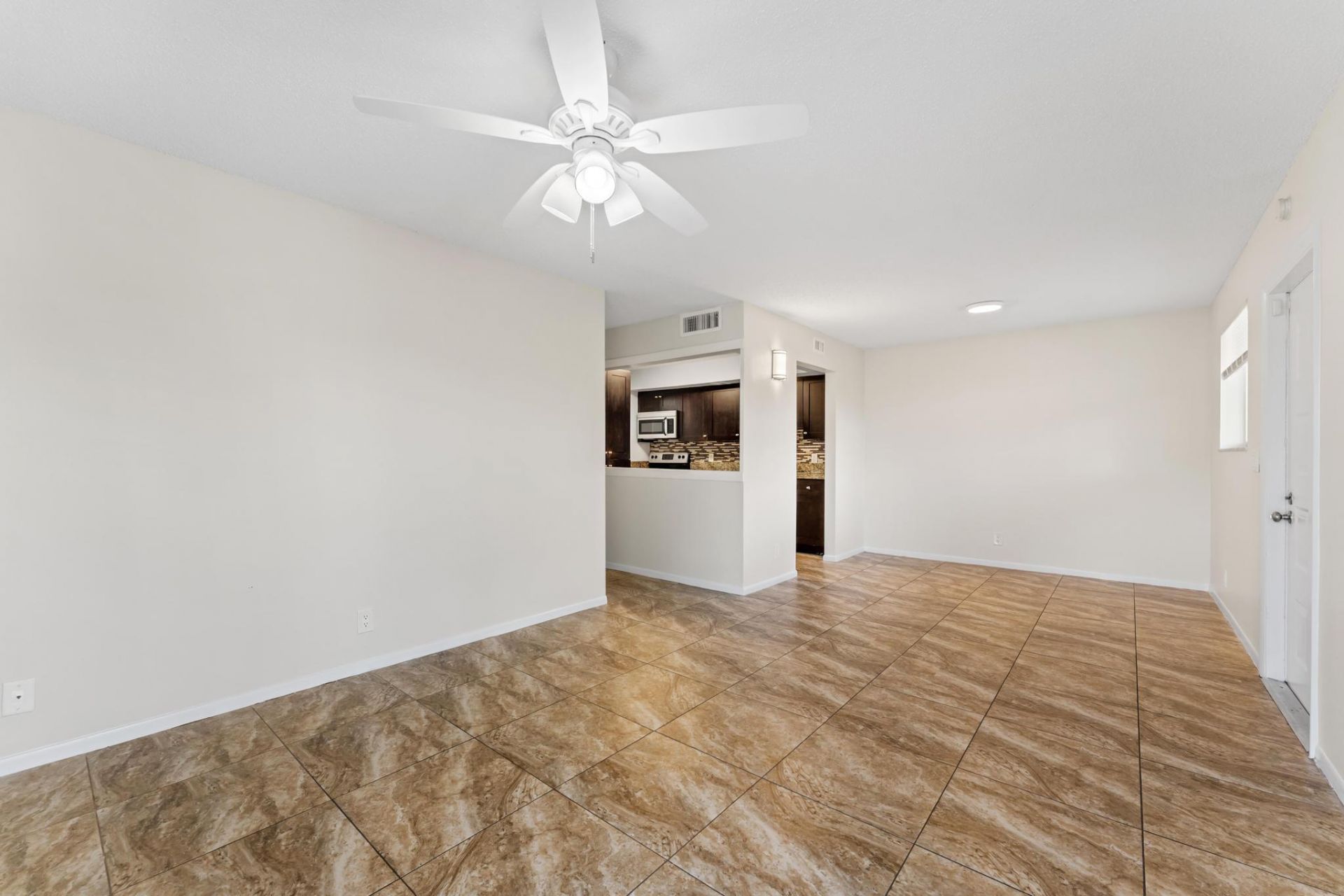 1840 Fairview Villas Drive, Unit 3, Palm Springs, FL 33406 Photo