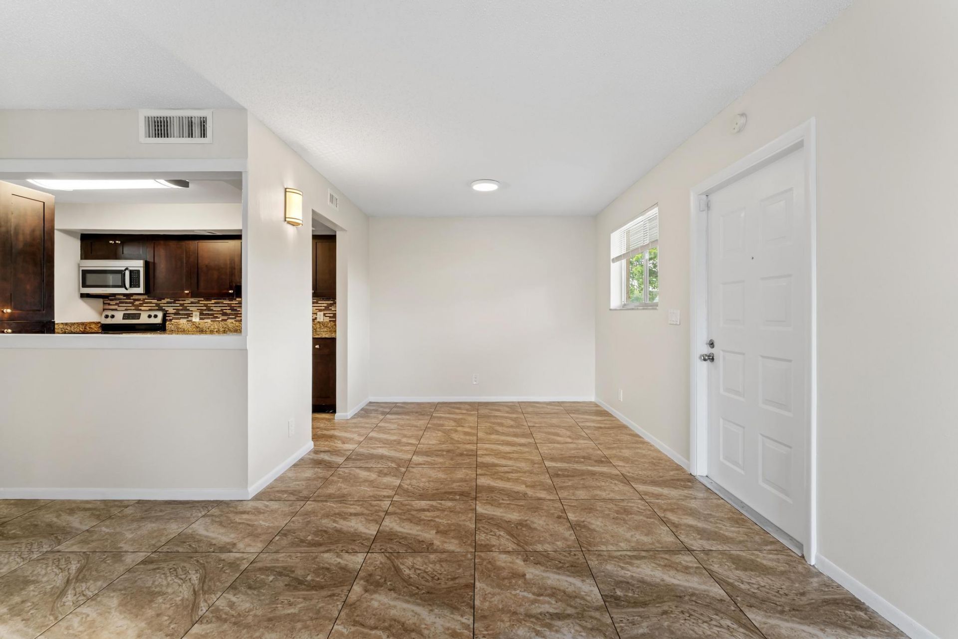 1840 Fairview Villas Drive, Unit 3, Palm Springs, FL 33406 Photo