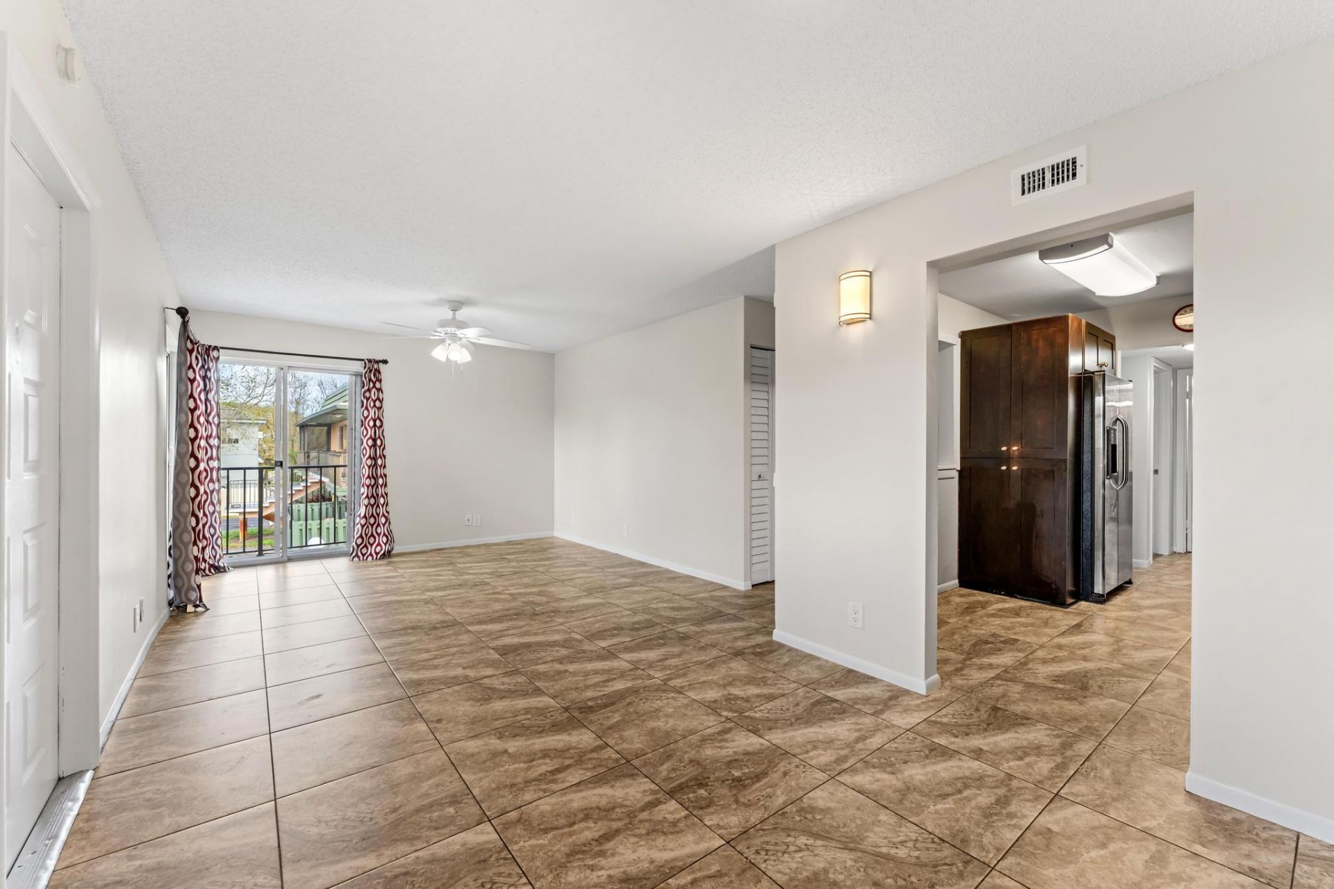 1840 Fairview Villas Drive, Unit 3, Palm Springs, FL 33406 Photo