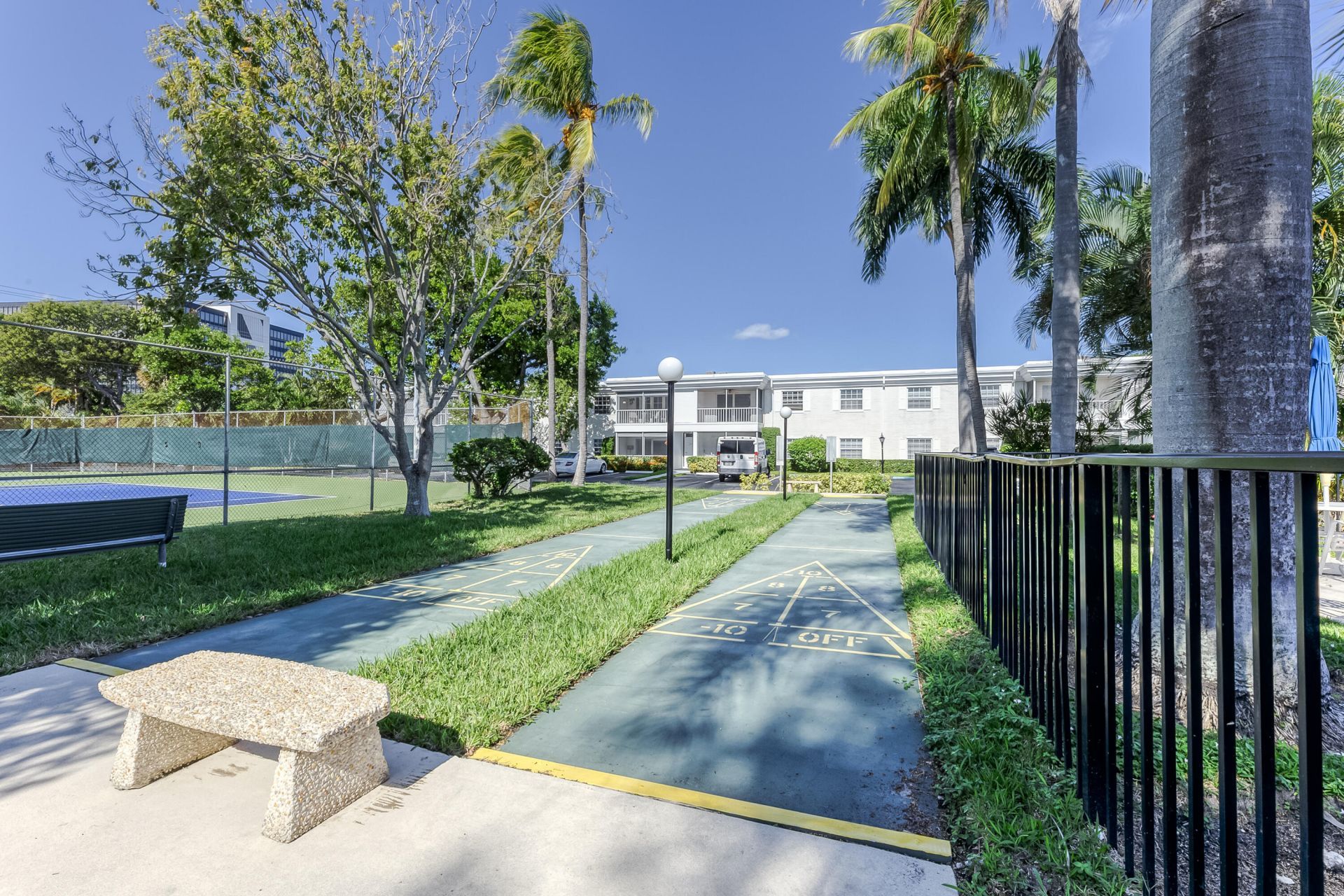 6289 Bay Club Drive, Unit 4, Fort Lauderdale, FL 33308 Photo