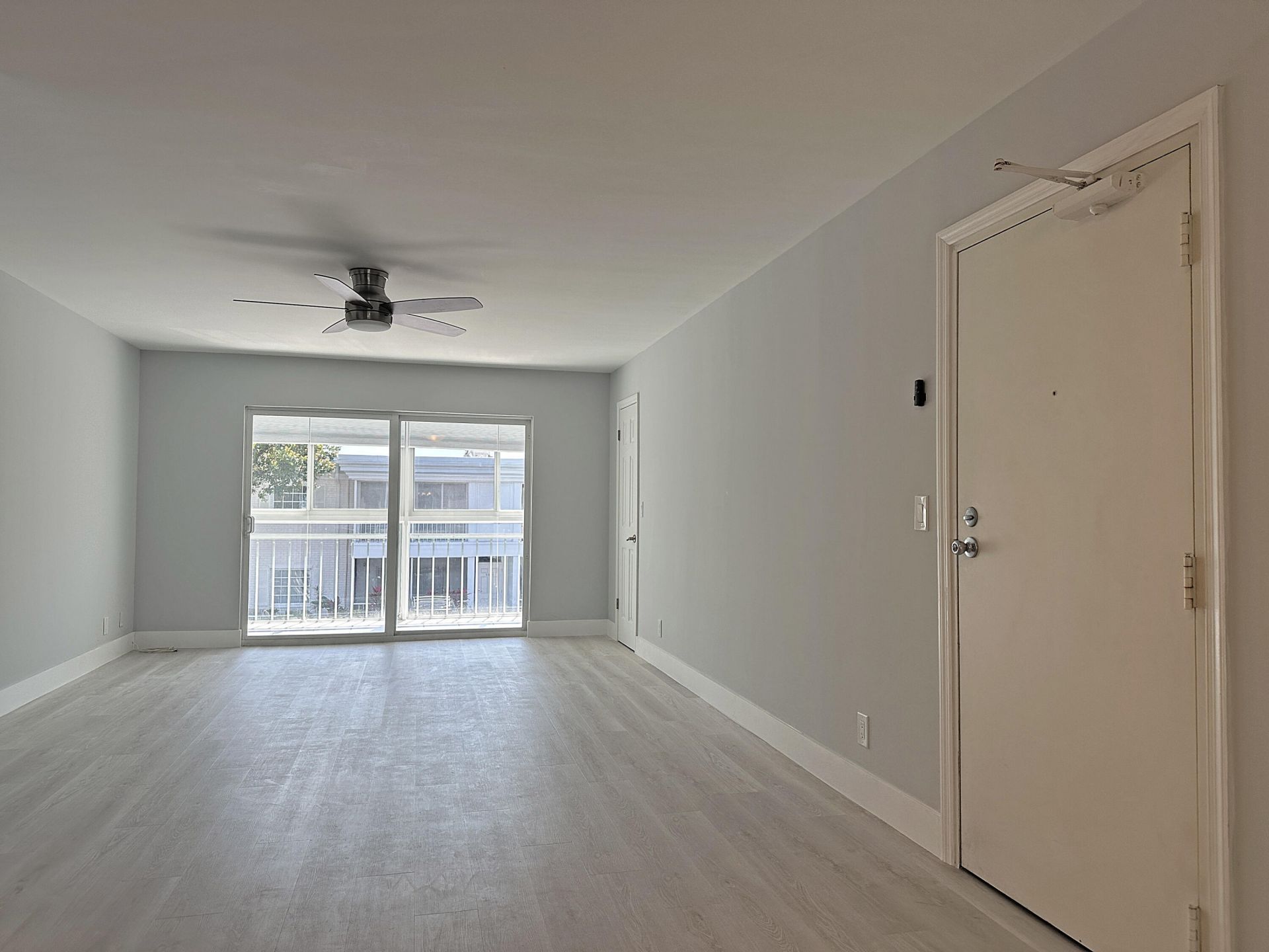 6289 Bay Club Drive, Unit 4, Fort Lauderdale, FL 33308 Photo